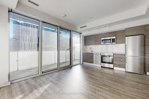 Photo 9 at 703 - 28 Wellesley Street E, Yonge Corridor, Toronto