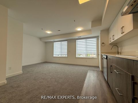 Photo 5 at 104 - 45 Connaught Avenue, Coxwell, Toronto