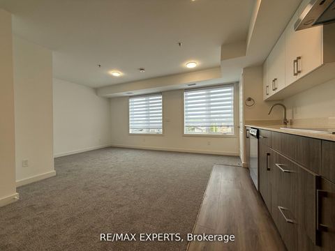 Photo 14 at 104 - 45 Connaught Avenue, Coxwell, Toronto