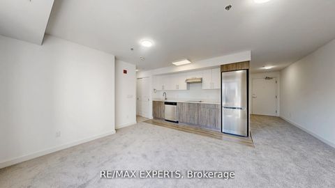 Photo 2 at 303 - 45 Connaught Avenue, Coxwell, Toronto