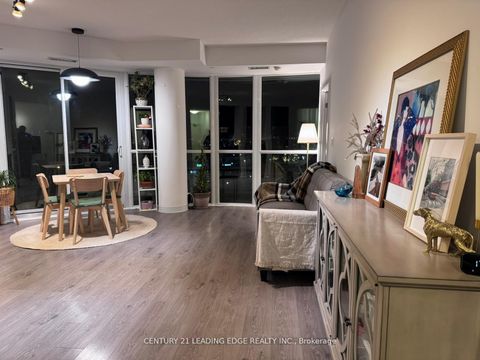 Photo 6 at 525 - 99 The Donway West, Don Mills, Toronto