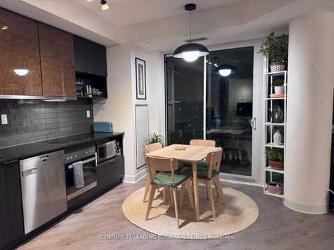 Photo 8 at 525 - 99 The Donway West, Don Mills, Toronto