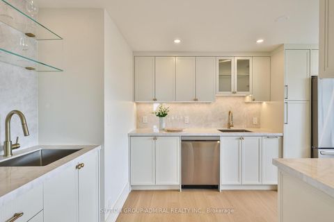 Photo 12 at 1010 - 7420 Bathurst Street, Brownridge, Vaughan