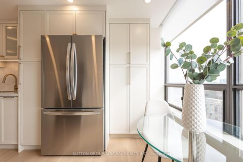 Photo 16 at 1010 - 7420 Bathurst Street, Brownridge, Vaughan