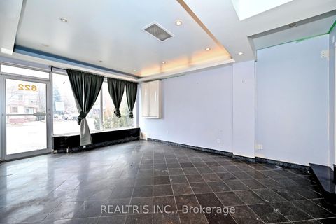 Photo 15 at 622 The Queensway, Queensway, Toronto