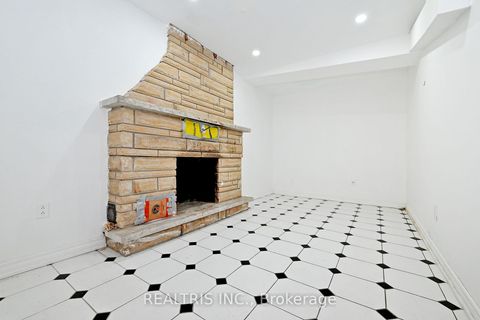 Photo 33 at 622 The Queensway, Queensway, Toronto