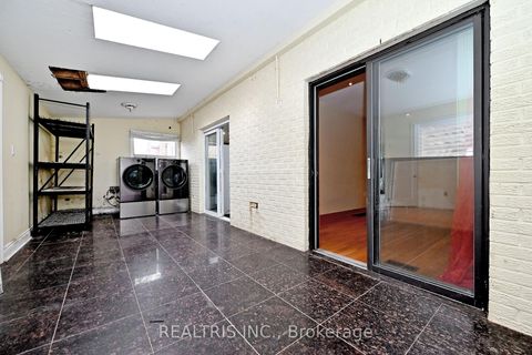 Photo 35 at 622 The Queensway, Queensway, Toronto