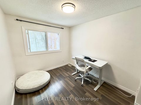 Photo 13 at 32 - 52 Adelaide Street, Allandale, Barrie