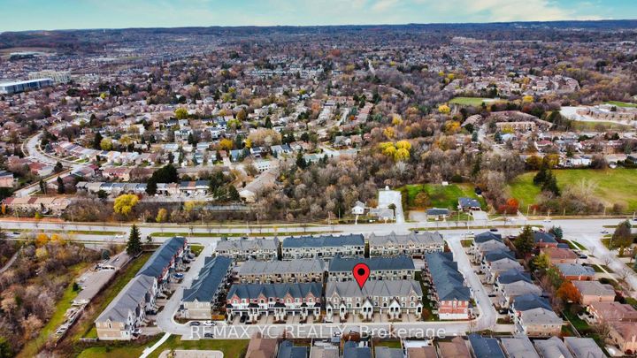 Photo 37 at 33 Duncombe Lane, South Richvale, Richmond Hill