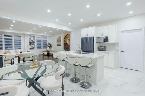 Photo 13 at 1011 Dyas Avenue, Kedron, Oshawa