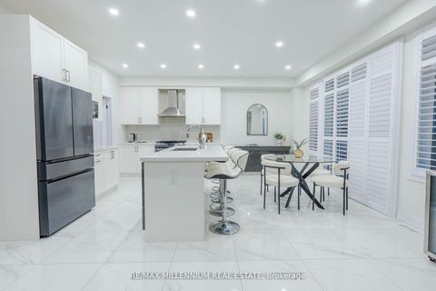 Photo 16 at 1011 Dyas Avenue, Kedron, Oshawa