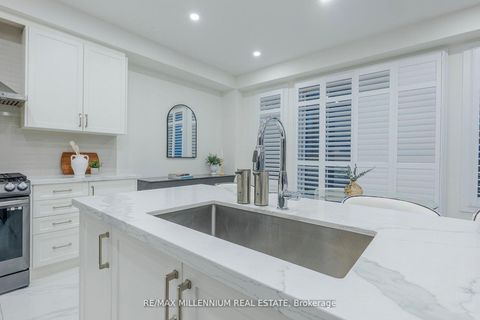 Photo 18 at 1011 Dyas Avenue, Kedron, Oshawa