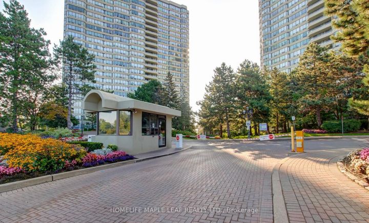 Photo 0 at 407 - 24 Hanover Road, Queen Street Corridor, Brampton