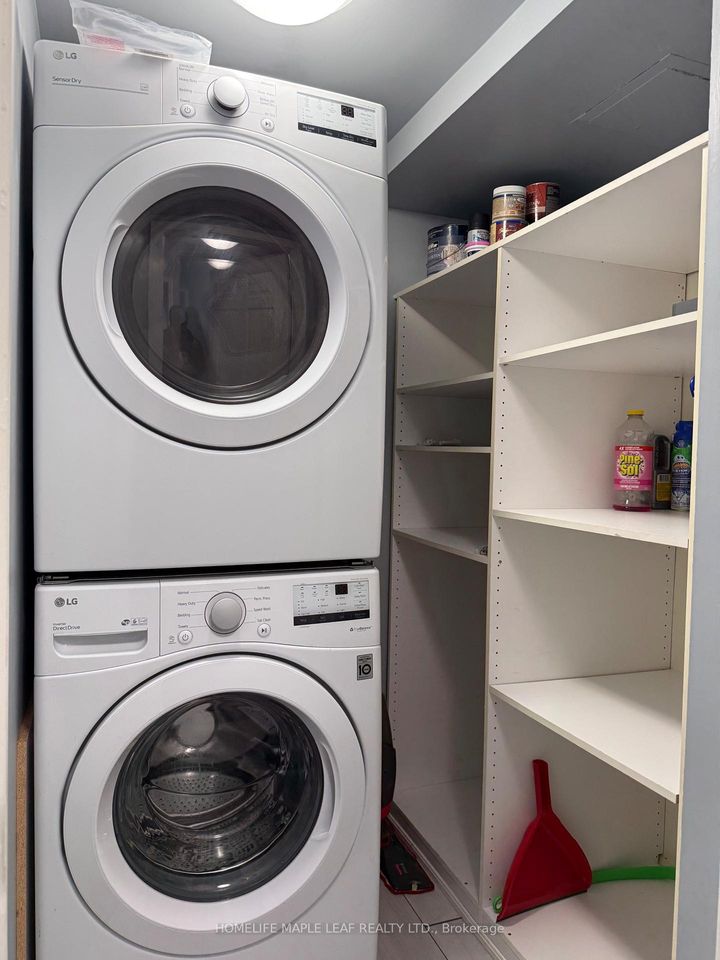 Photo 16 at 407 - 24 Hanover Road, Queen Street Corridor, Brampton