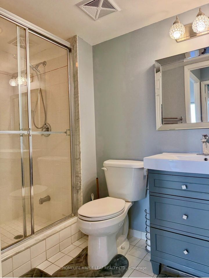 Photo 21 at 407 - 24 Hanover Road, Queen Street Corridor, Brampton