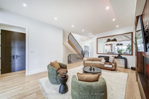 Photo 9 at 116 Lucas Street, Mill Pond, Richmond Hill