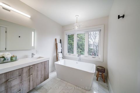 Photo 21 at 116 Lucas Street, Mill Pond, Richmond Hill