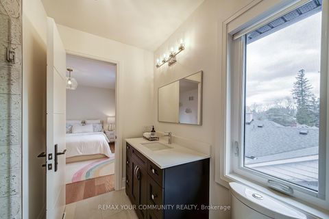 Photo 27 at 116 Lucas Street, Mill Pond, Richmond Hill