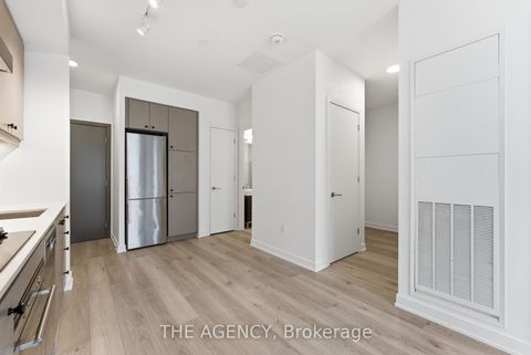 Photo 5 at 511 - 9 Tecumseth Street, Niagara, Toronto