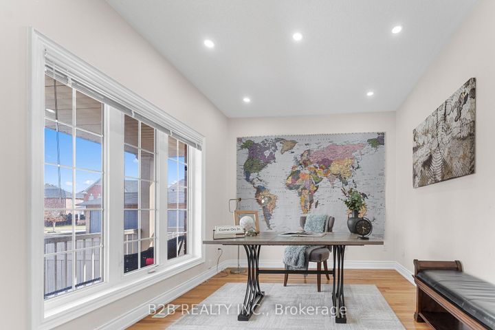 Photo 6 at 22 Templar Street, Credit Valley, Brampton