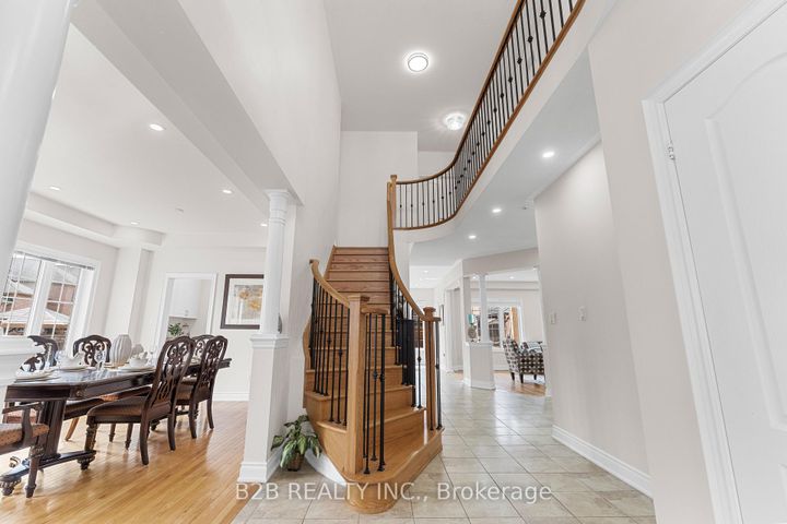 Photo 7 at 22 Templar Street, Credit Valley, Brampton