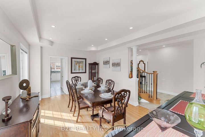 Photo 9 at 22 Templar Street, Credit Valley, Brampton