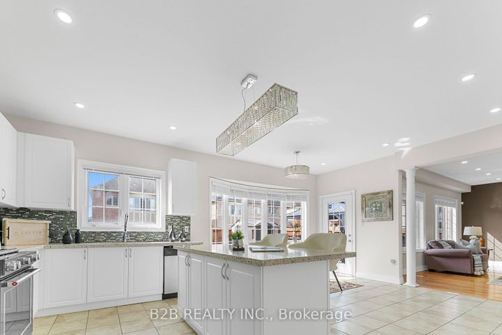 Photo 11 at 22 Templar Street, Credit Valley, Brampton