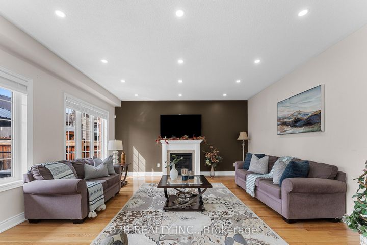 Photo 16 at 22 Templar Street, Credit Valley, Brampton