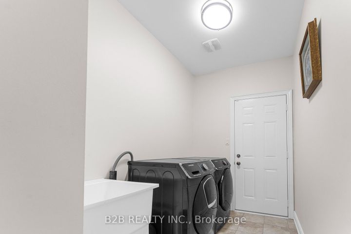 Photo 17 at 22 Templar Street, Credit Valley, Brampton