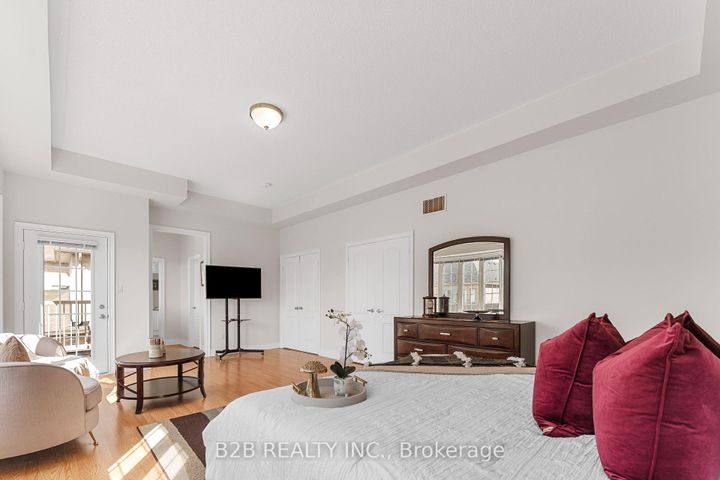 Photo 24 at 22 Templar Street, Credit Valley, Brampton