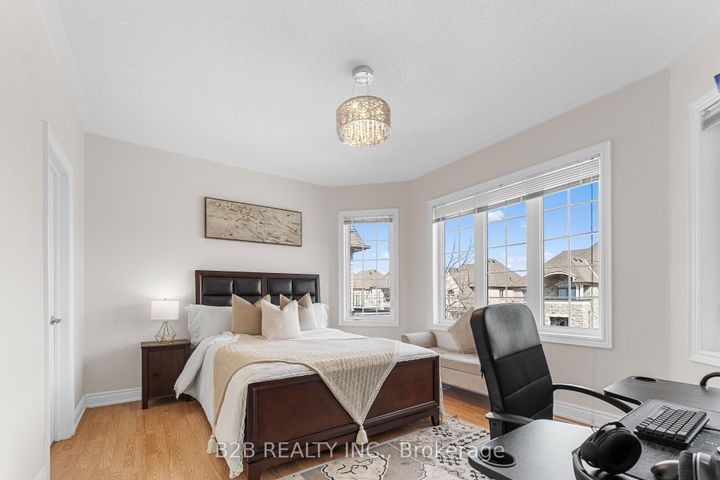 Photo 25 at 22 Templar Street, Credit Valley, Brampton