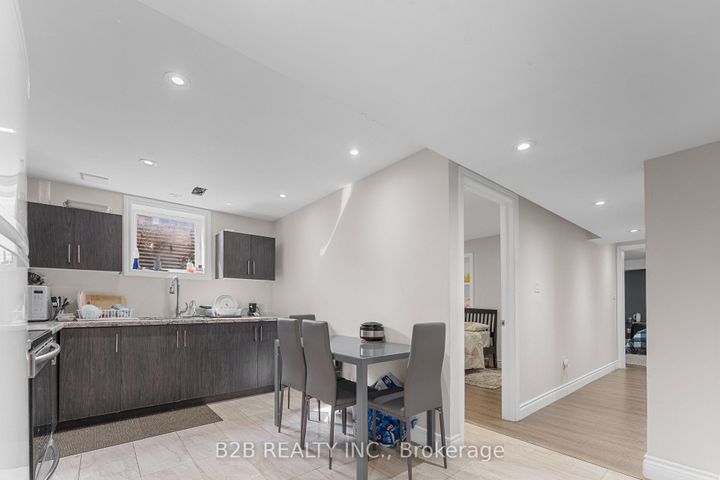 Photo 30 at 22 Templar Street, Credit Valley, Brampton