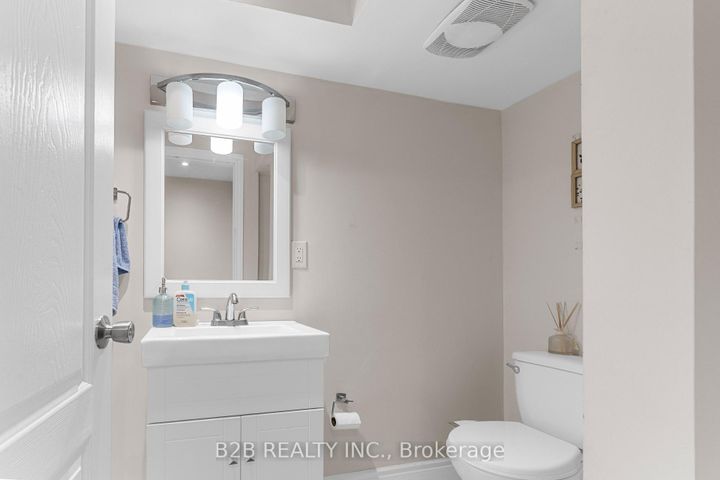 Photo 35 at 22 Templar Street, Credit Valley, Brampton