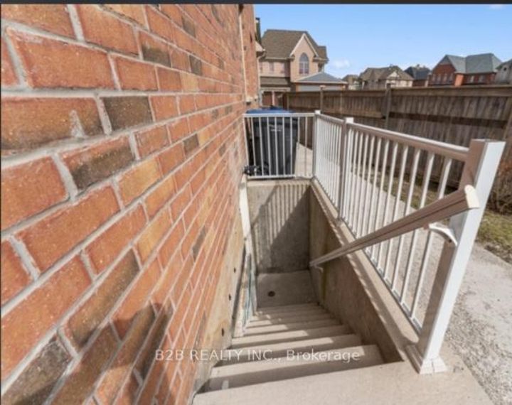 Photo 36 at 22 Templar Street, Credit Valley, Brampton