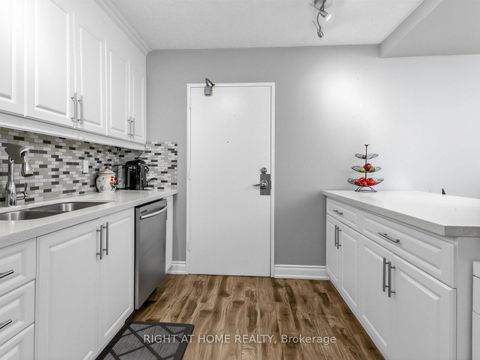 Photo 12 at 1509 - 20 Mississauga Valley Boulevard, Mississauga Valleys, Mississauga