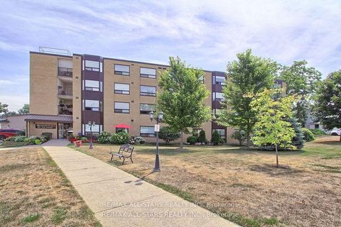 Photo 0 at 103 - 41 Ash Street, Uxbridge