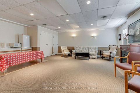 Photo 42 at 103 - 41 Ash Street, Uxbridge