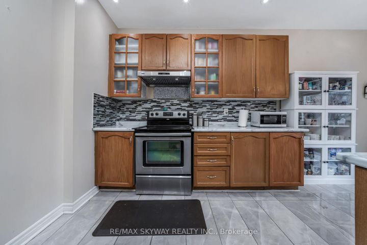 Photo 20 at 54 Sled Dog Road, Wellington, Brampton