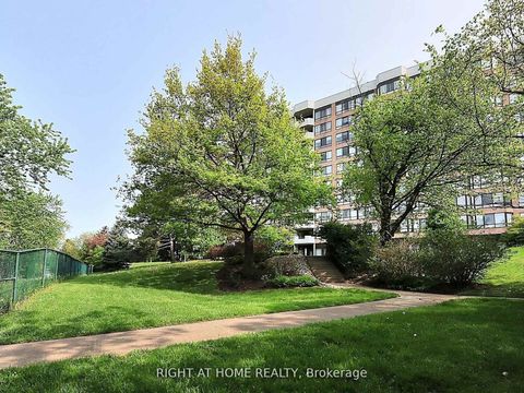 Photo 2 at 520 - 25 Austin Drive, Markville, Markham