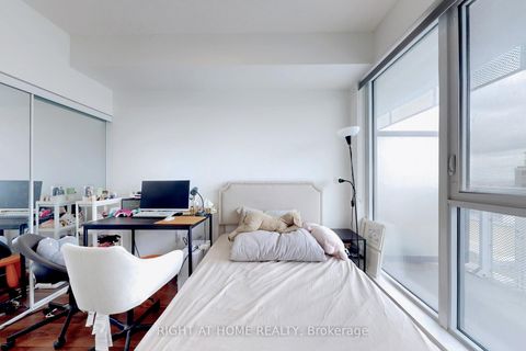 Photo 18 at 2507 - 4065 Confederation Parkway, City Centre, Mississauga