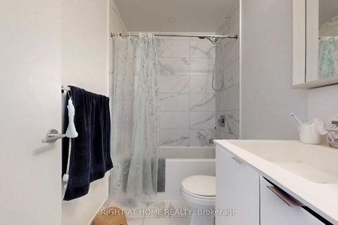 Photo 23 at 2507 - 4065 Confederation Parkway, City Centre, Mississauga