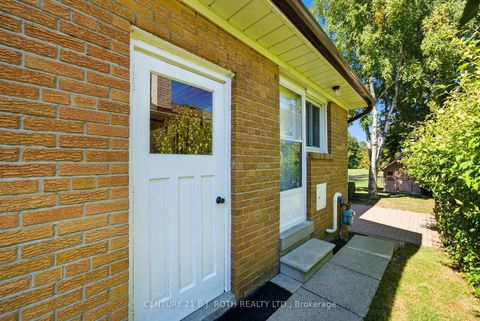 Photo 19 at 56 Weatherstone Crescent, Steeles, Toronto