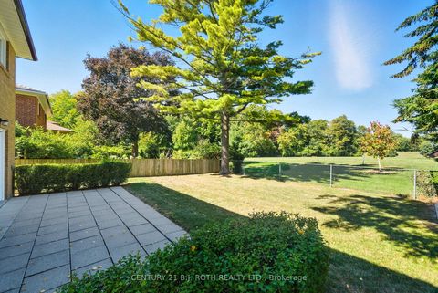 Photo 23 at 56 Weatherstone Crescent, Steeles, Toronto