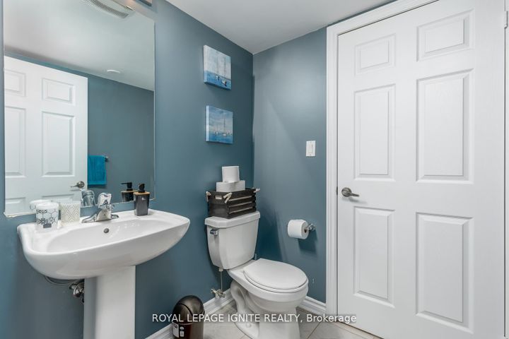 Photo 8 at 156 - 200 Veterans Drive, Northwest Brampton, Brampton