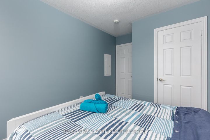 Photo 13 at 156 - 200 Veterans Drive, Northwest Brampton, Brampton