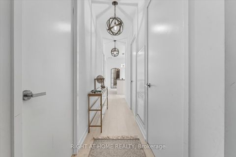 Photo 3 at 1508 - 3 Rosewater Street, South Richvale, Richmond Hill