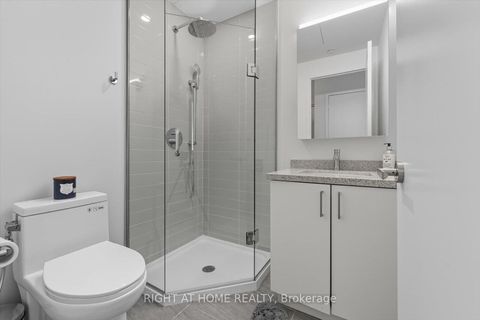 Photo 11 at 1508 - 3 Rosewater Street, South Richvale, Richmond Hill