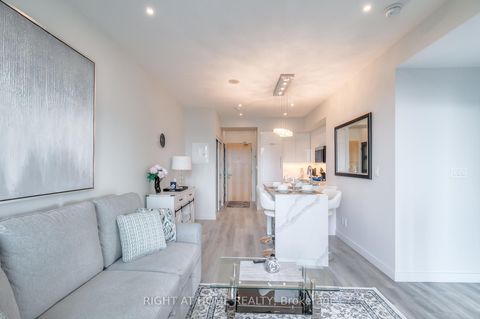 Photo 1 at 4802 - 65 Bremner Boulevard, Waterfront Communities C1, Toronto