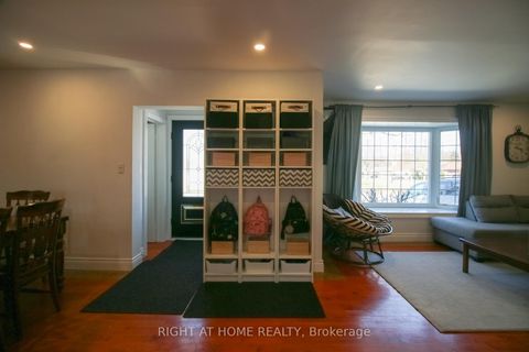 Photo 4 at 59 Braywin Drive, The Westway, Toronto