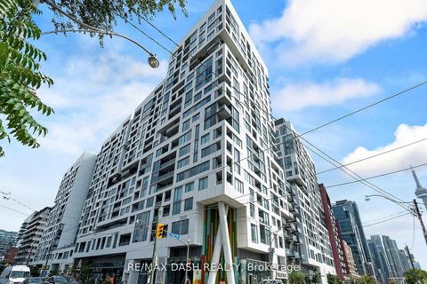 Photo 1 at 1215E - 576 Front Street W, Waterfront Communities C1, Toronto